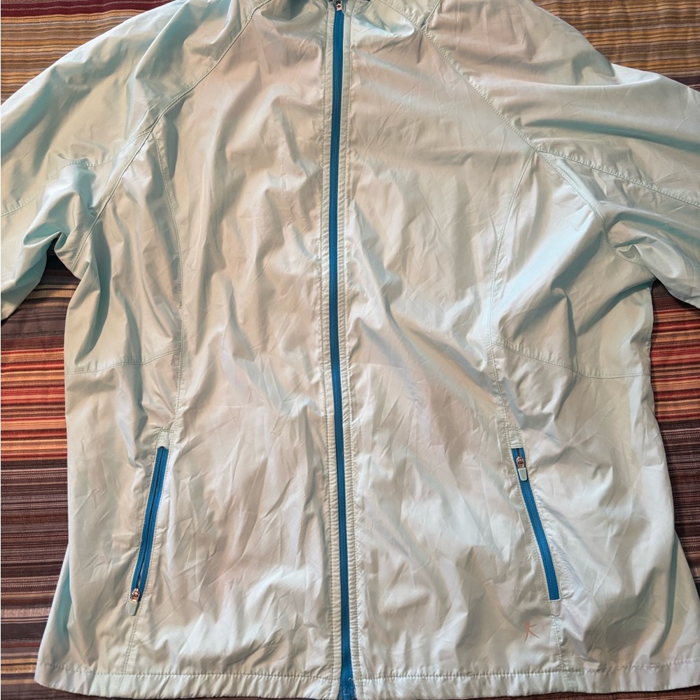 Women’s Danskin windbresker. Size 2XL.
